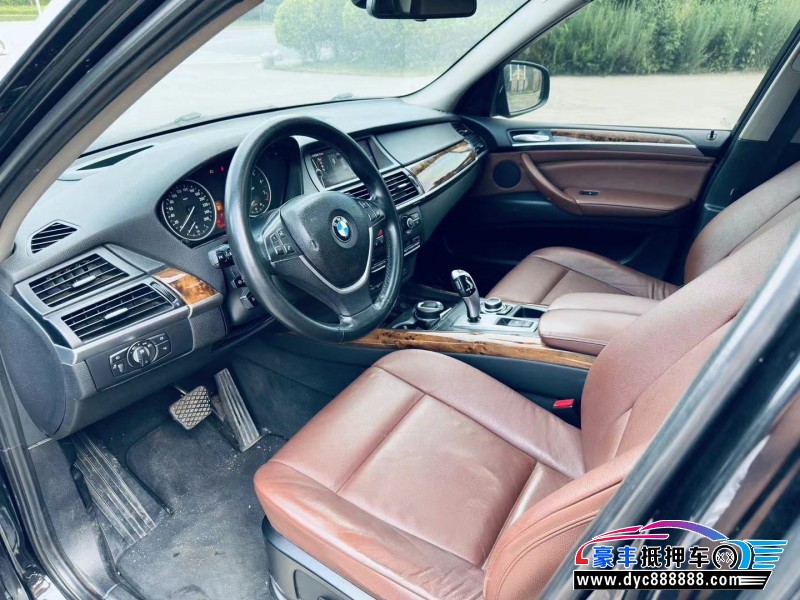 13年宝马X5SUV抵押车出售