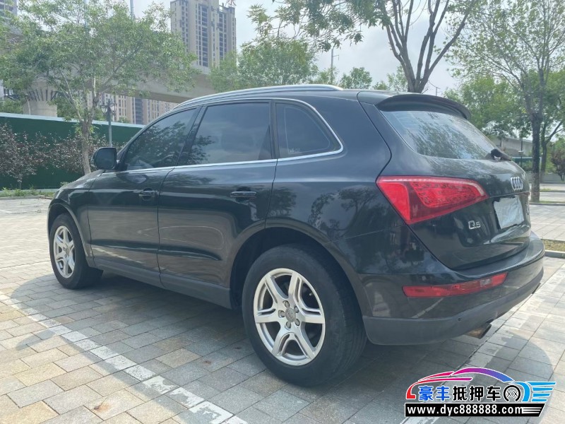 13年奥迪Q5轿车抵押车出售