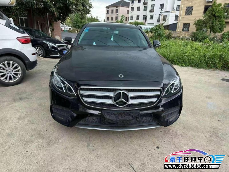 20年奔驰E轿车抵押车出售