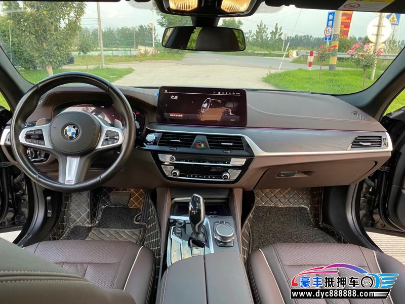 21年宝马5系轿车抵押车出售