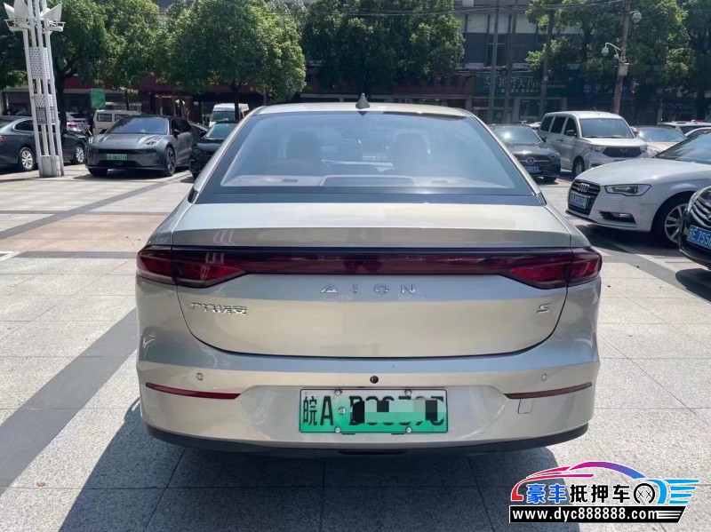 21年埃安E6轿车抵押车出售