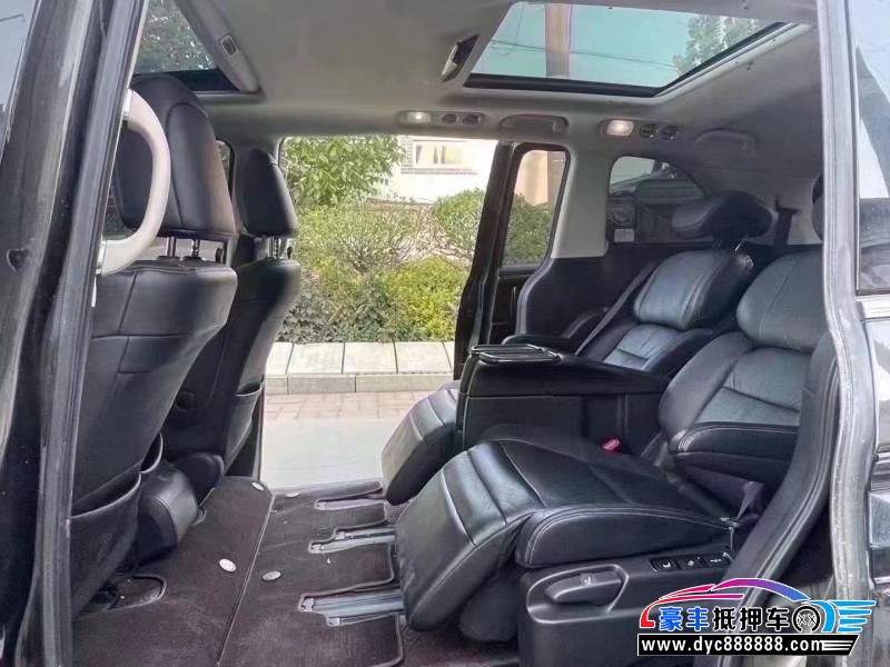 16年本田艾力绅轿车抵押车出售