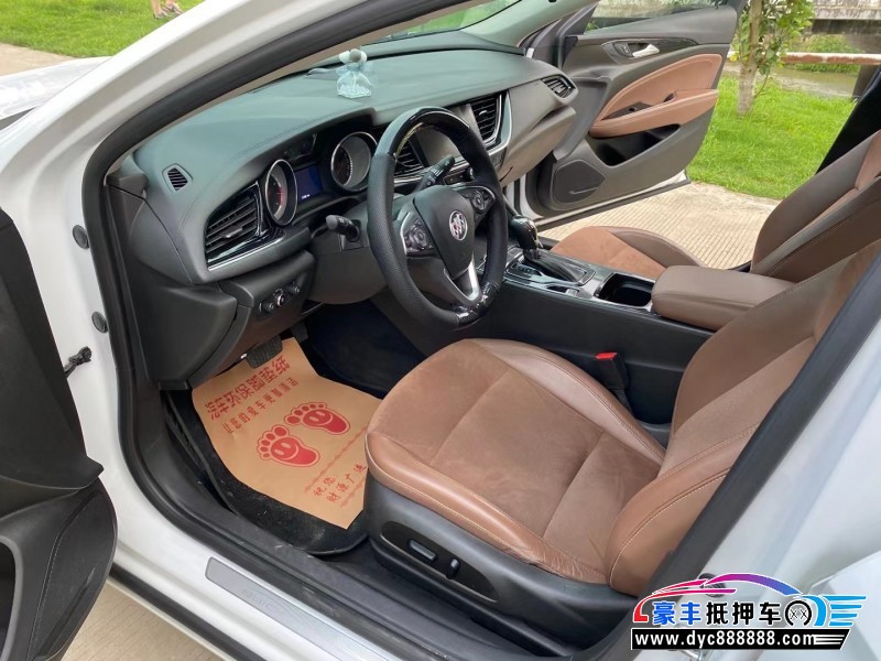 18年别克君威轿车抵押车出售