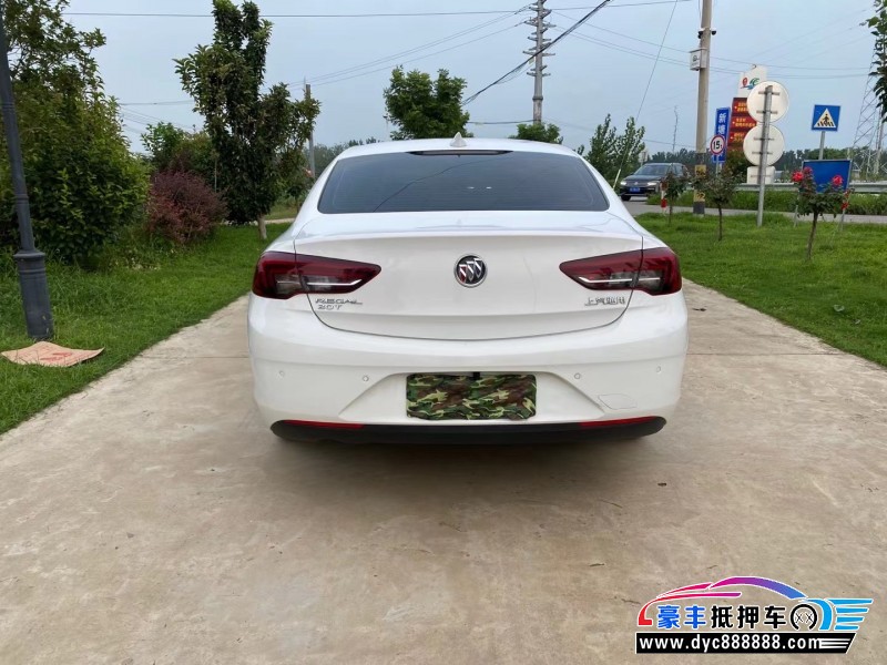 18年别克君威轿车抵押车出售