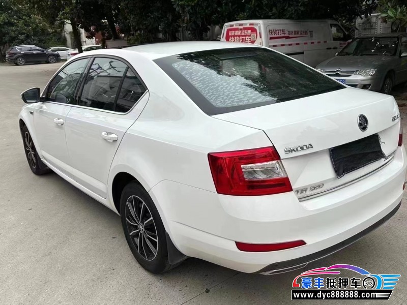 17年斯柯达明锐轿车抵押车出售