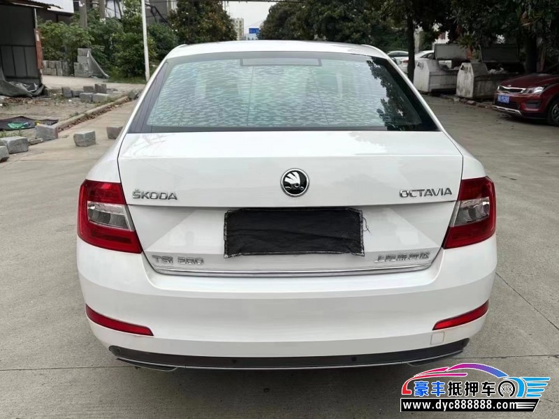 17年斯柯达明锐轿车抵押车出售