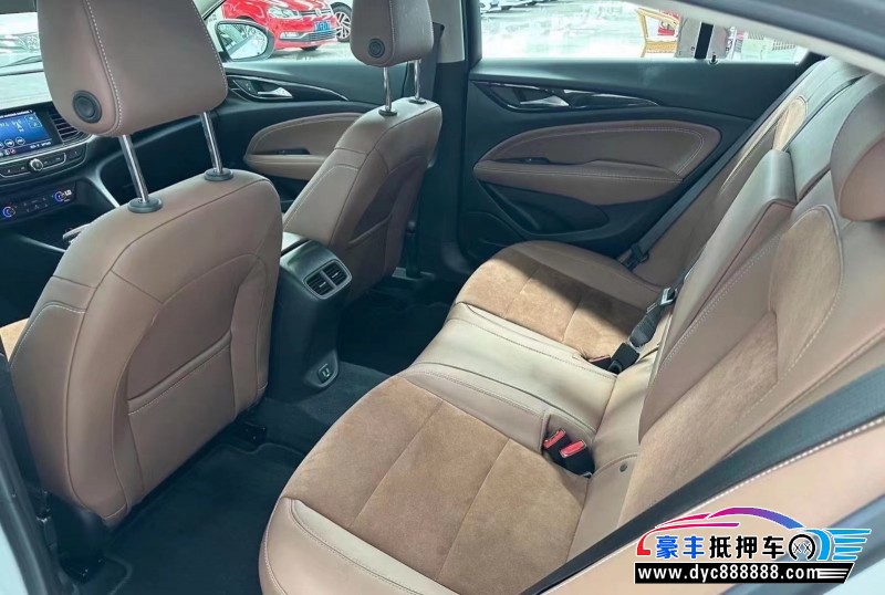 22年别克君威轿车抵押车出售