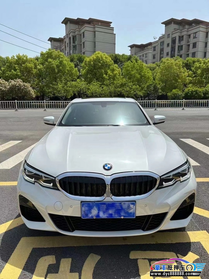 21年宝马3系轿车抵押车出售