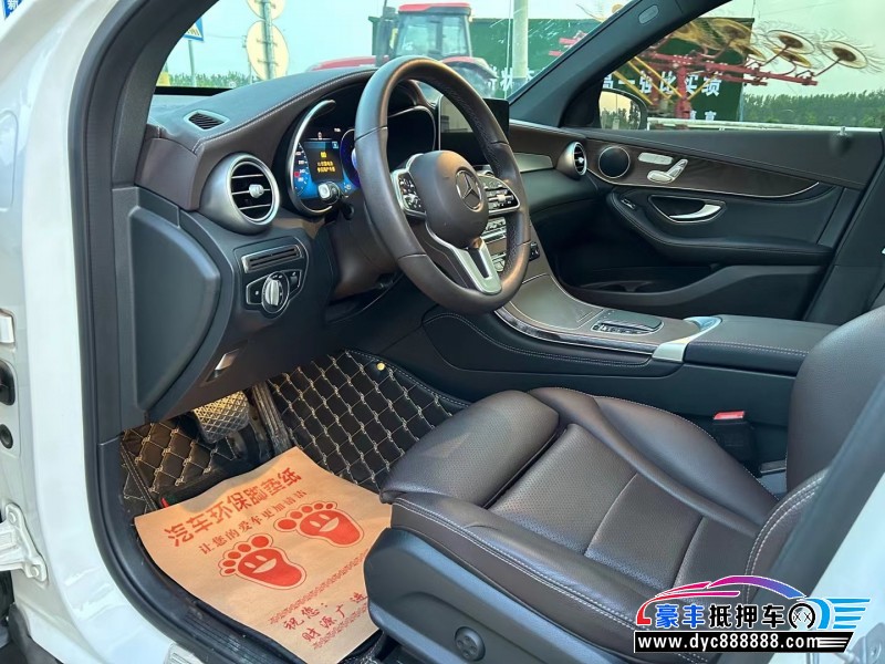 20年奔驰GLCSUV抵押车出售