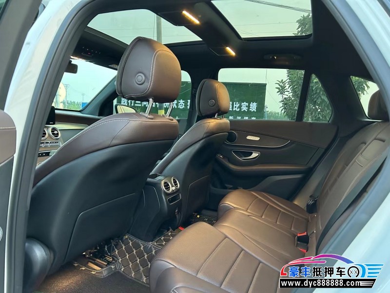 20年奔驰GLCSUV抵押车出售