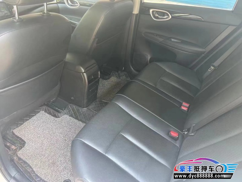 19年日产轩逸轿车抵押车出售