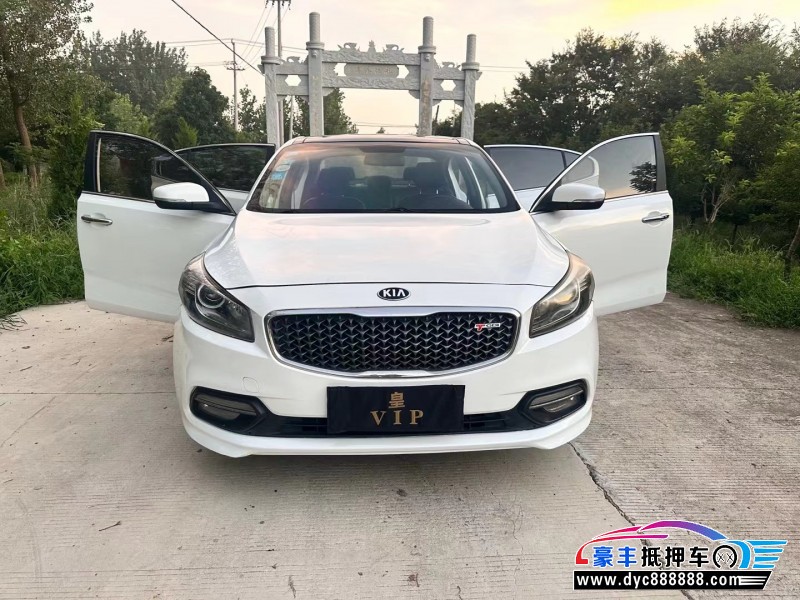 17年起亚K4轿车抵押车出售