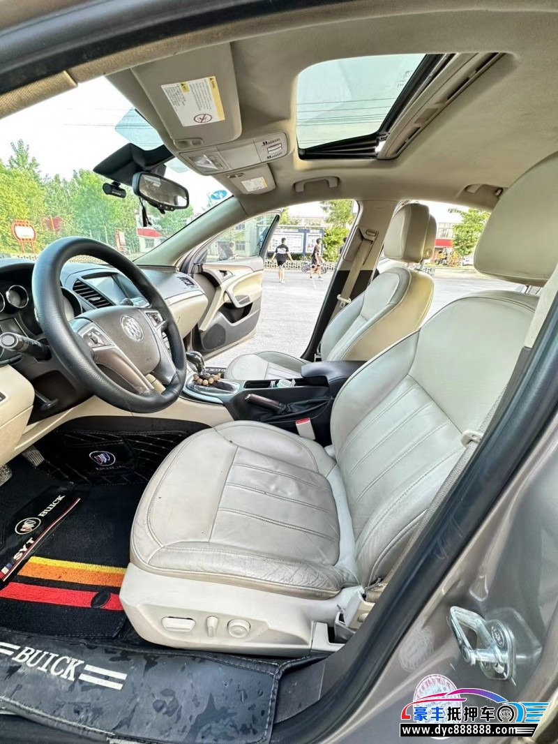 12年别克君威轿车抵押车出售