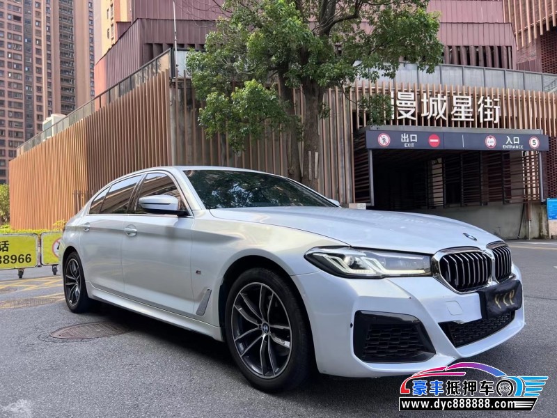 21年宝马5系轿车抵押车出售
