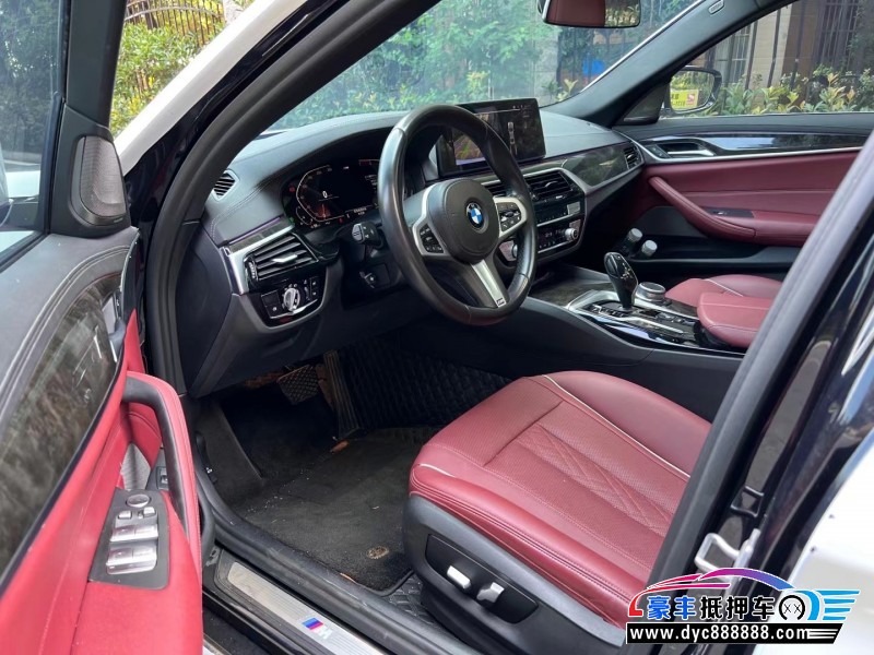 21年宝马5系轿车抵押车出售