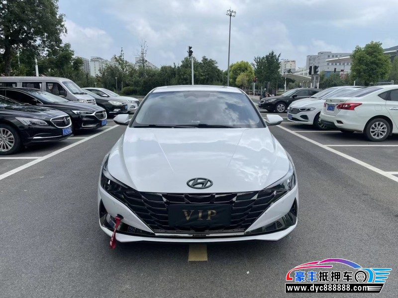 22年现代伊兰特轿车抵押车出售