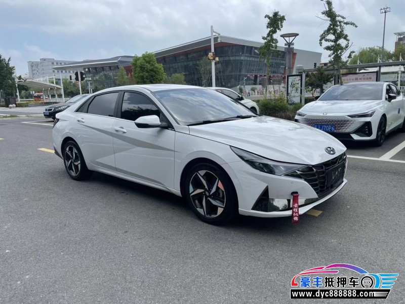 22年现代伊兰特轿车抵押车出售