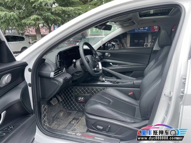 22年现代伊兰特轿车抵押车出售