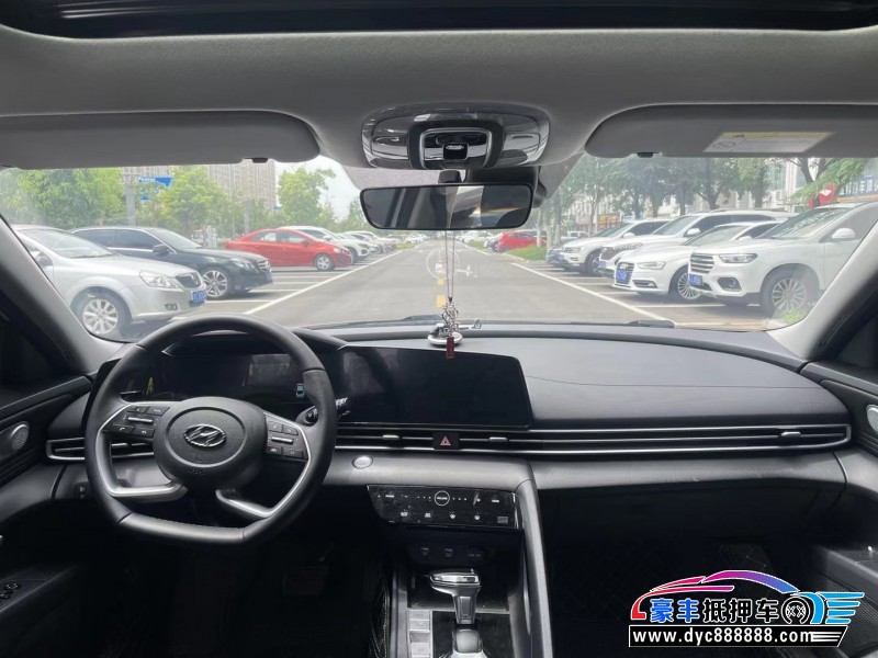 22年现代伊兰特轿车抵押车出售