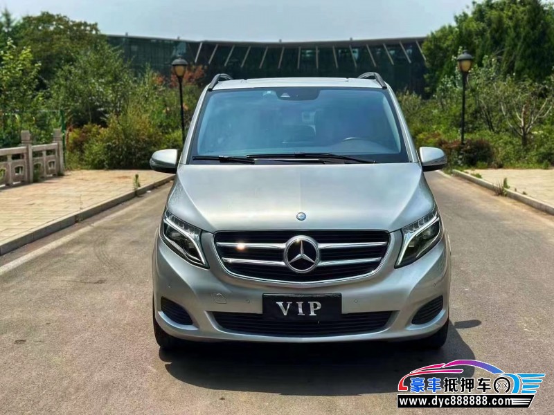 16年奔驰V轿车抵押车出售