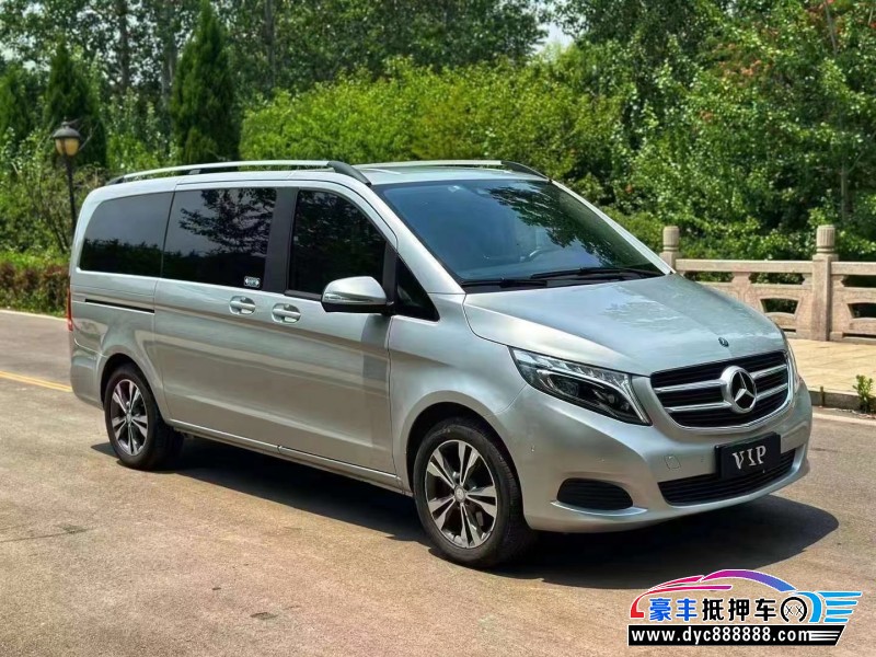 16年奔驰V轿车抵押车出售