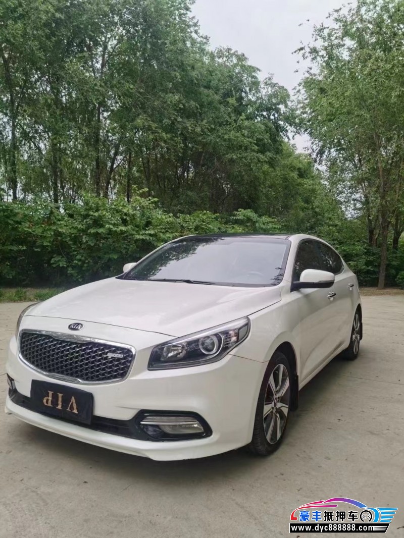 18年起亚K4轿车抵押车出售