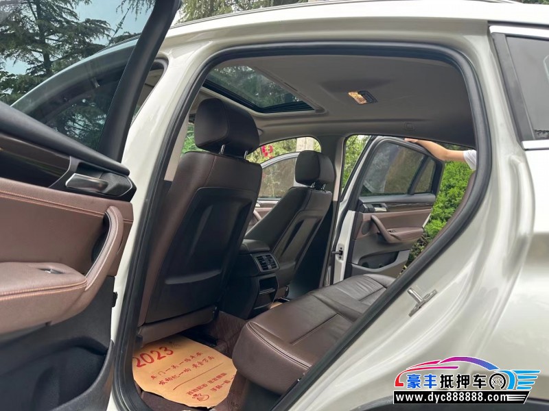 18年宝马X4轿车抵押车出售