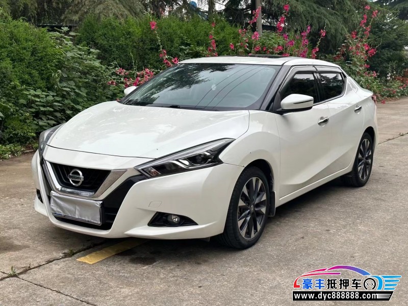 17年日产蓝鸟轿车抵押车出售