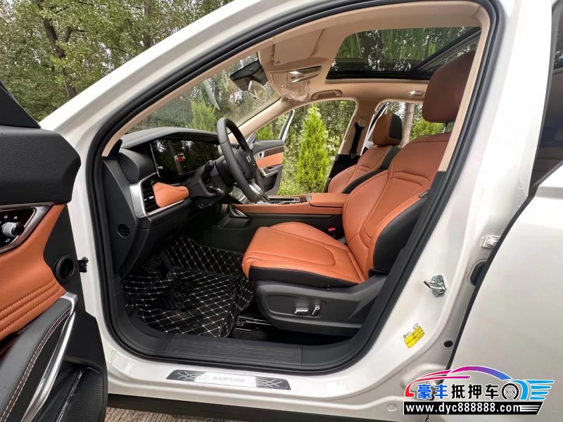 23年奔腾T99轿车抵押车出售