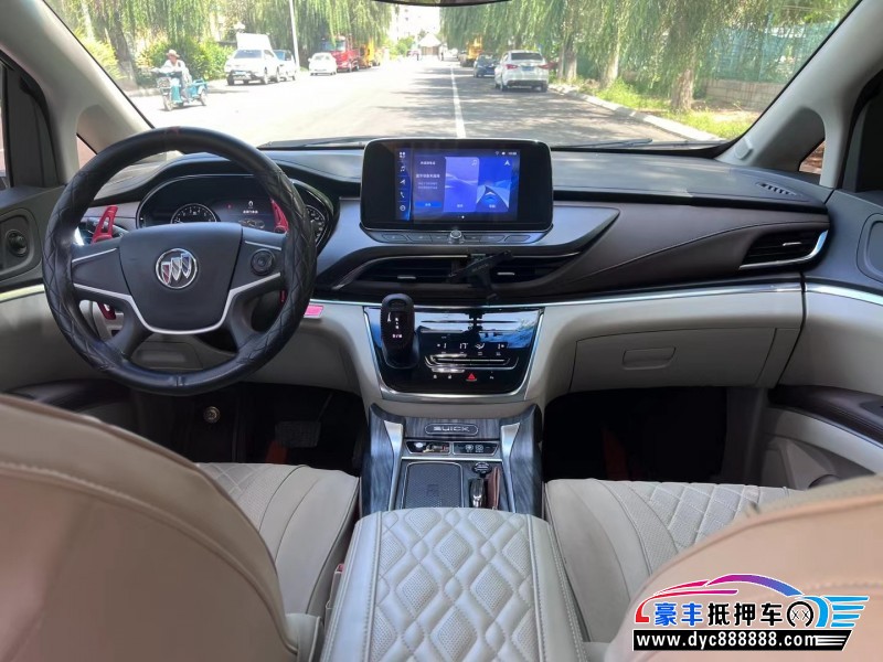 20年别克GL8MPV抵押车出售