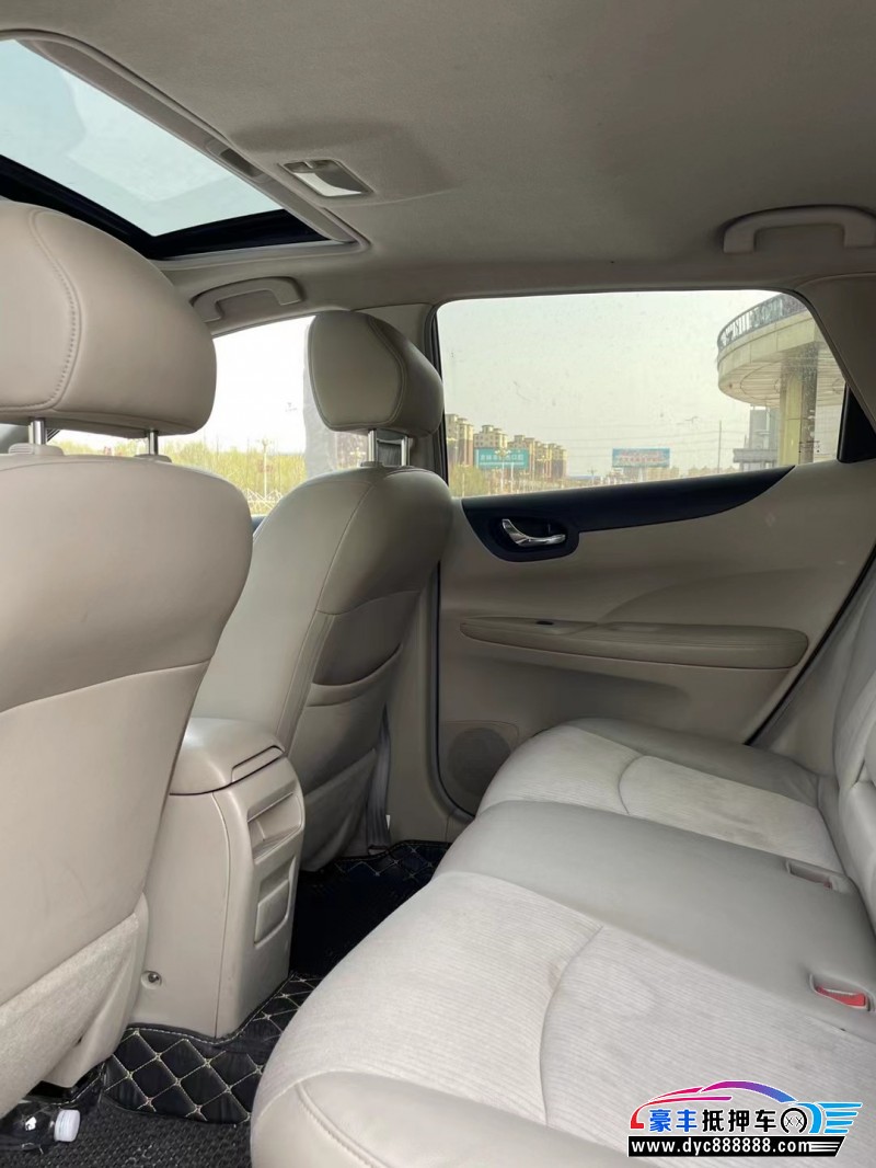 12年日产骐达轿车抵押车出售