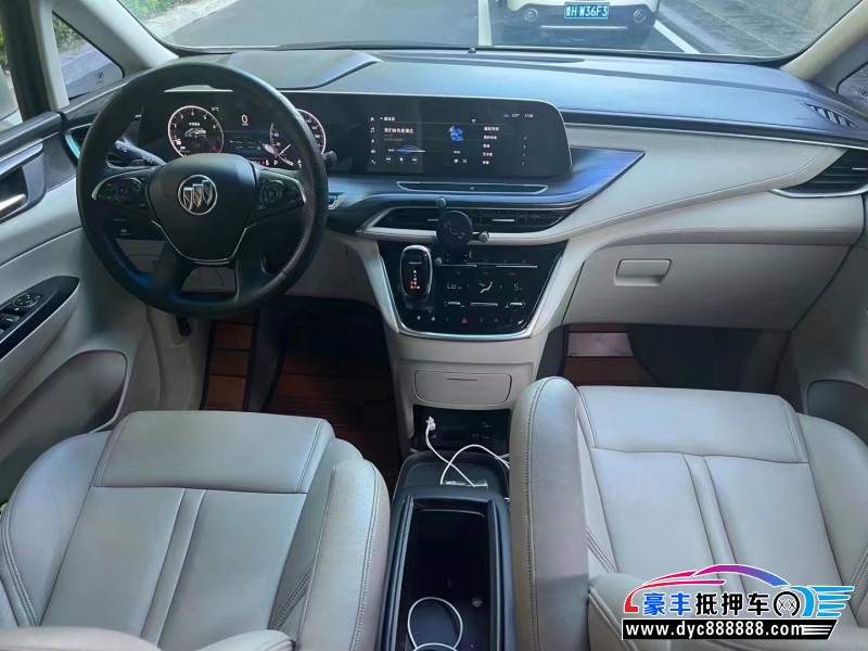 20年别克GL8轿车抵押车出售