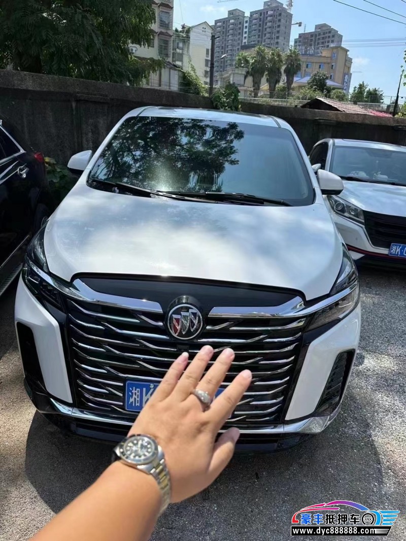 23年别克GL8轿车抵押车出售