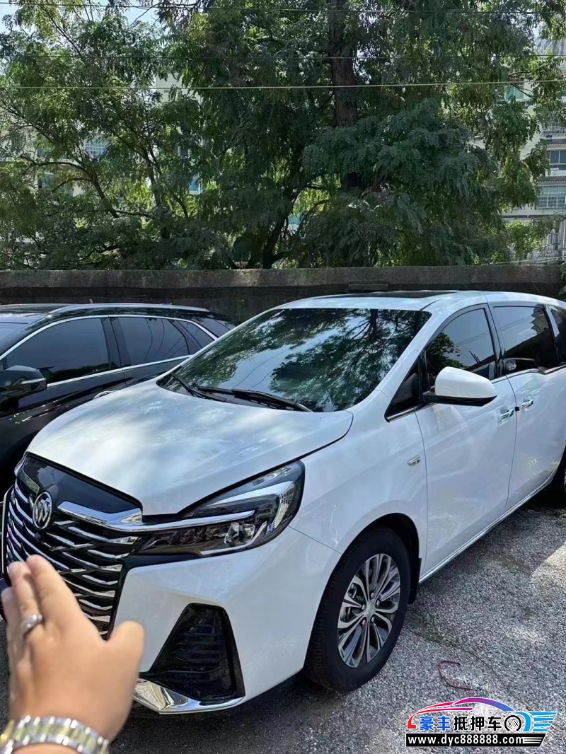 23年别克GL8轿车抵押车出售