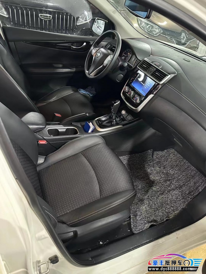 19年日产骐达轿车抵押车出售