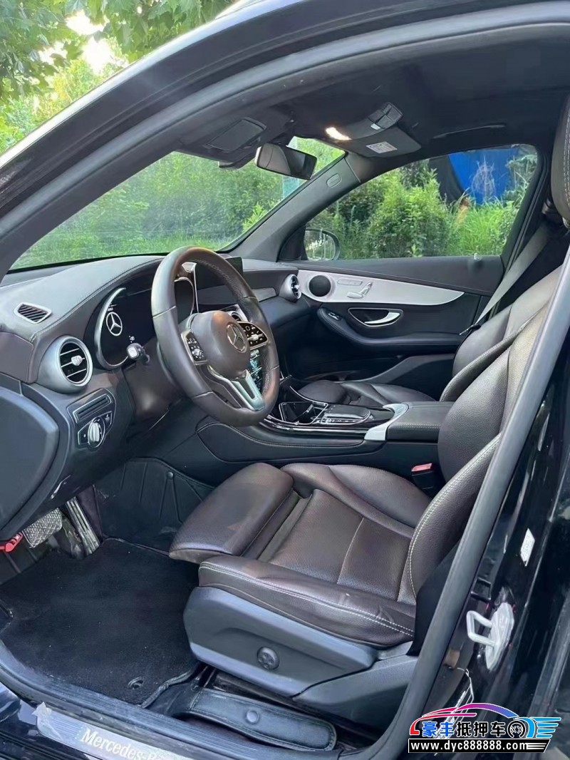 21年奔驰GLC轿车抵押车出售