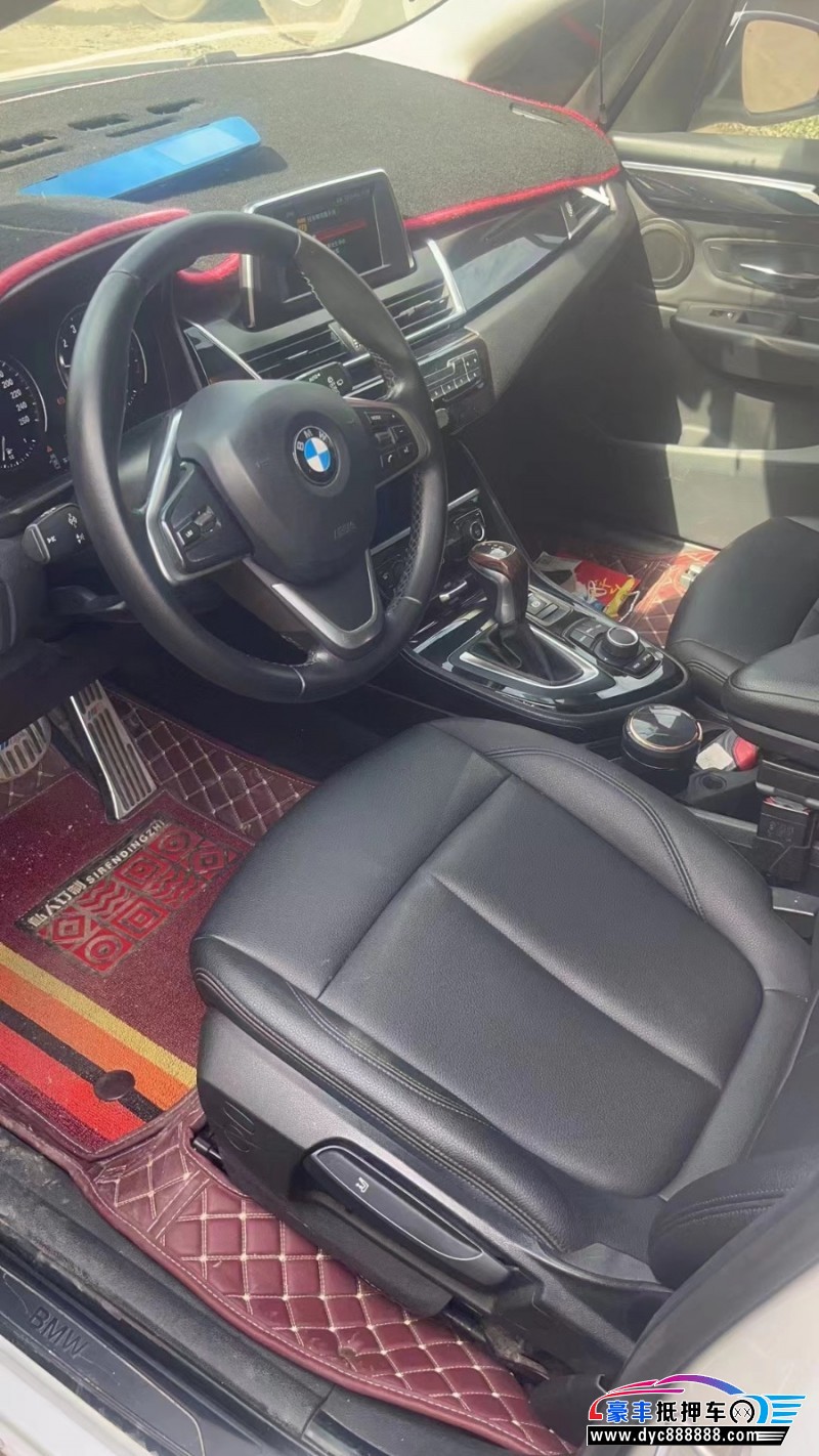 18年宝马2系轿车抵押车出售