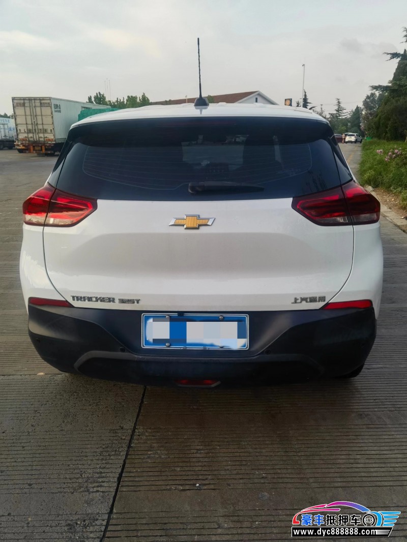 20年雪佛兰创酷轿车抵押车出售