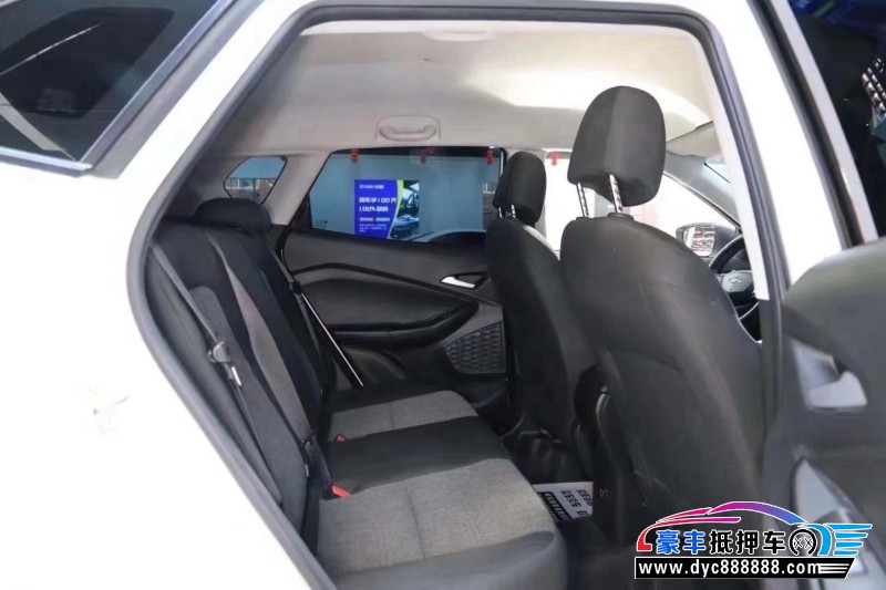 20年雪佛兰创酷轿车抵押车出售