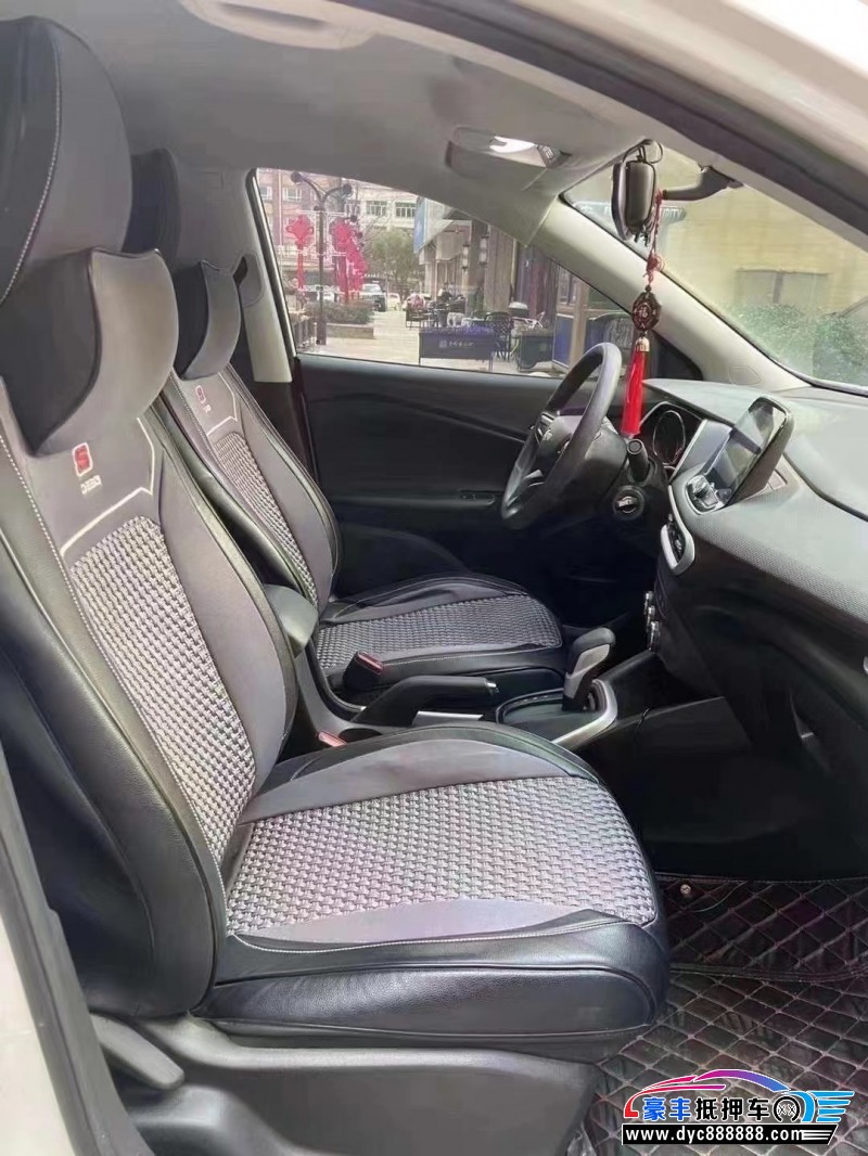 20年雪佛兰创酷轿车抵押车出售