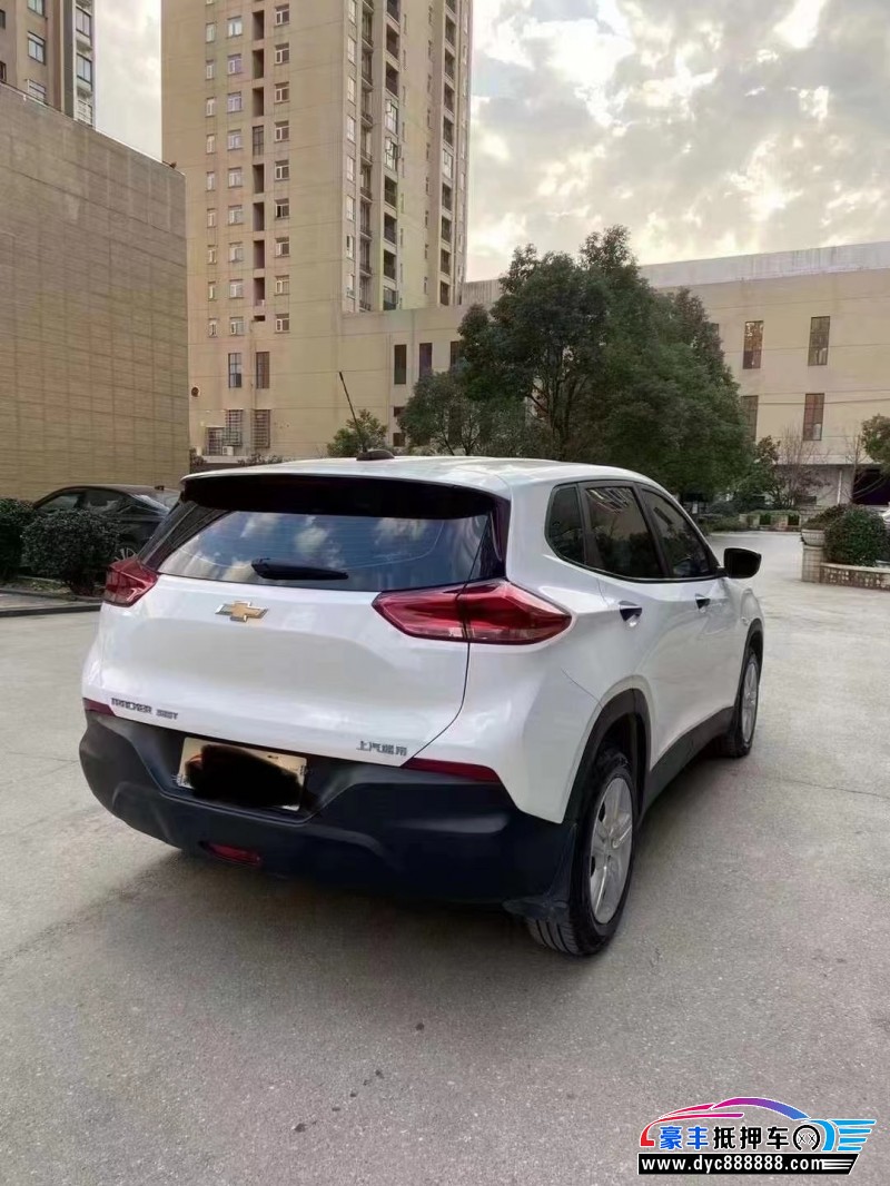 20年雪佛兰创酷轿车抵押车出售