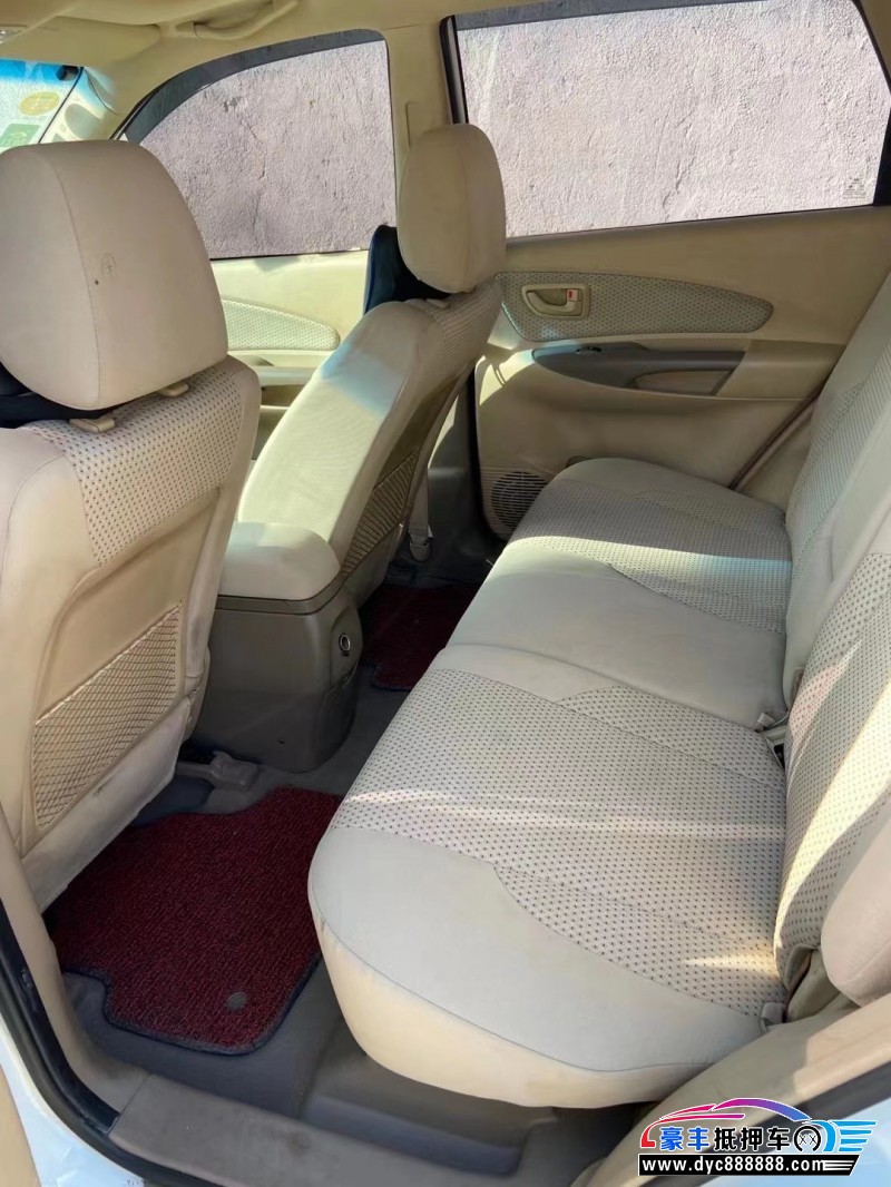 15年现代途胜轿车抵押车出售