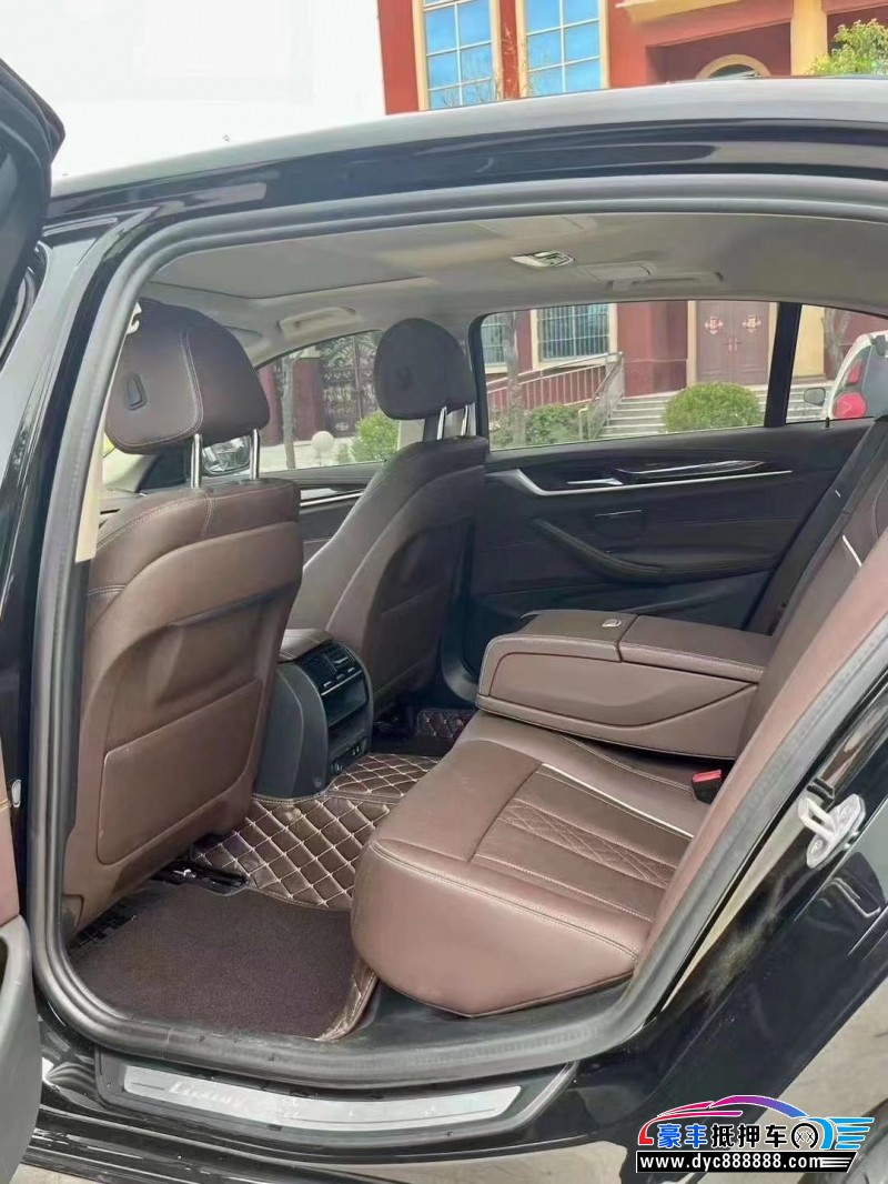 22年宝马5系轿车抵押车出售