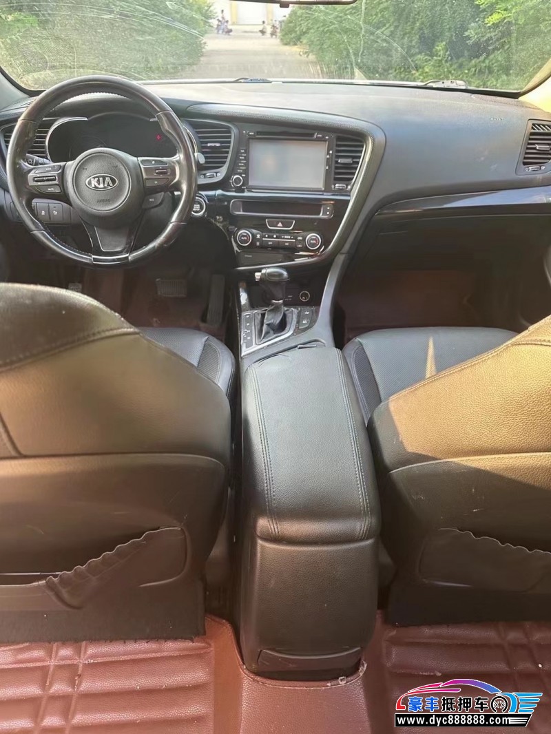 15年起亚K5轿车抵押车出售