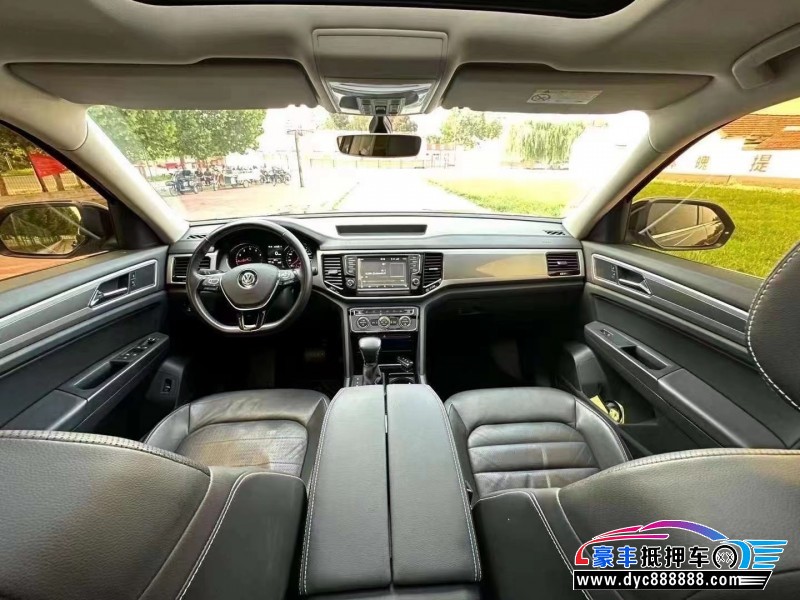 18年大众途昂轿车抵押车出售