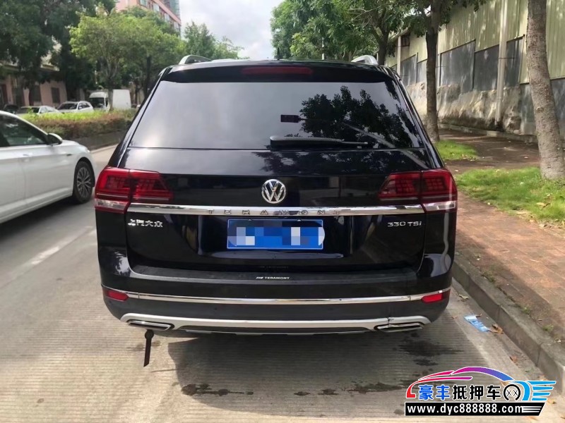 18年大众途昂轿车抵押车出售