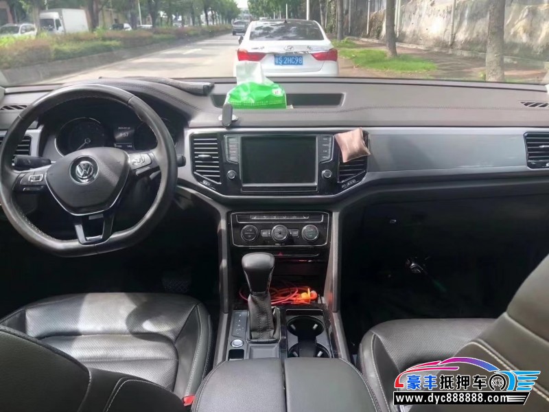 18年大众途昂轿车抵押车出售