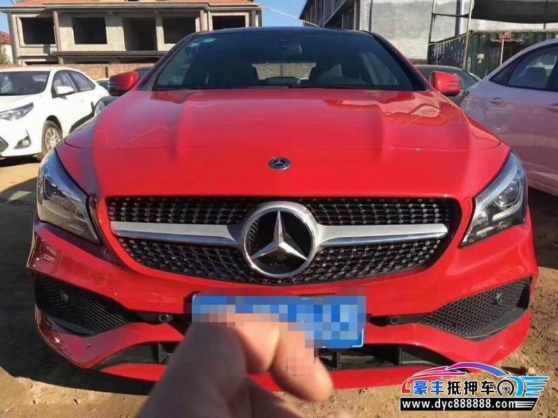 17年奔驰CLA轿车抵押车出售