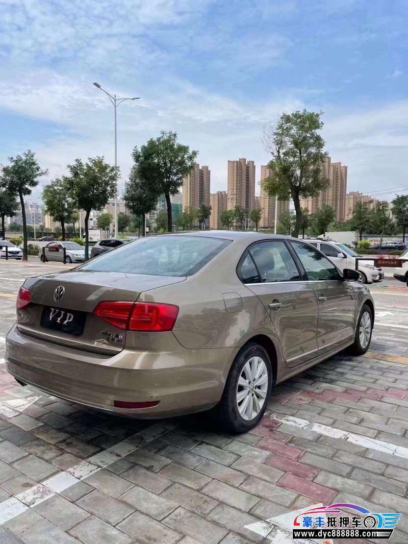 15年大众速腾轿车抵押车出售