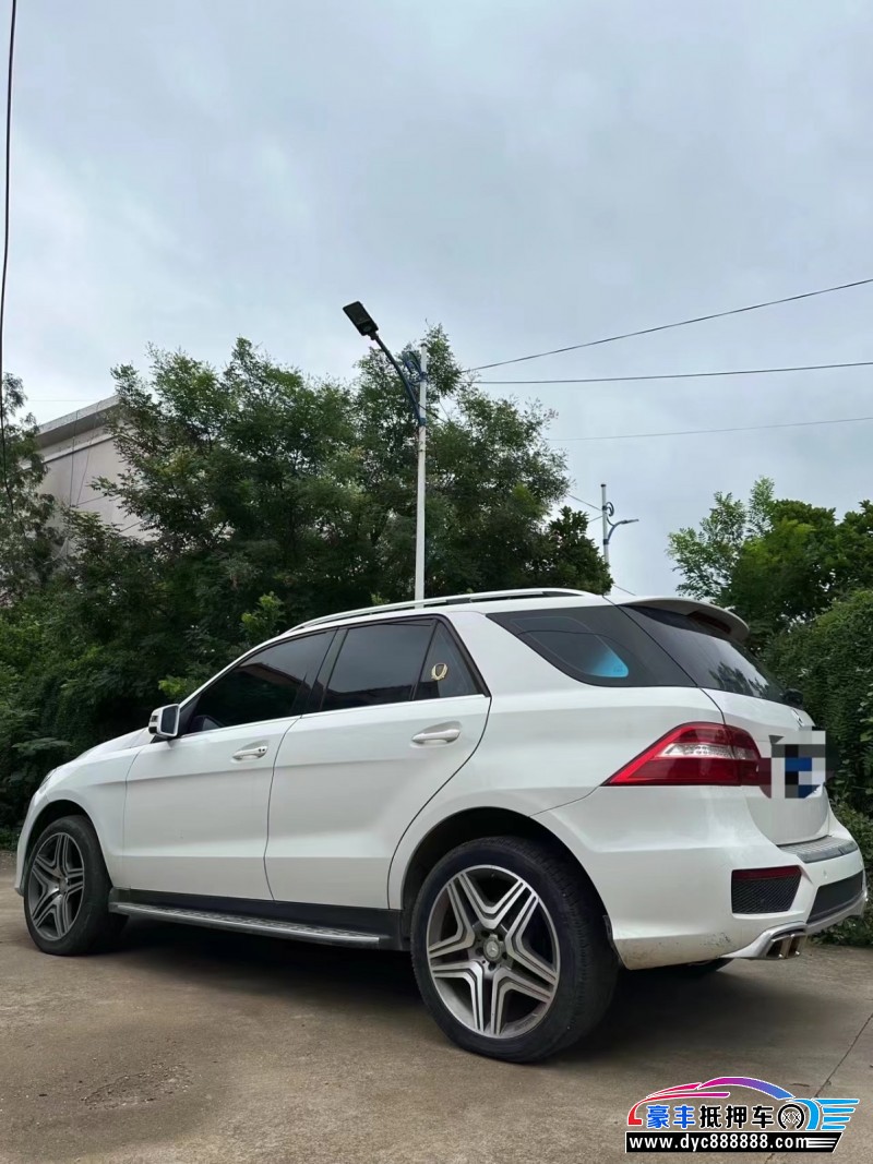 14年奔驰ML轿车抵押车出售